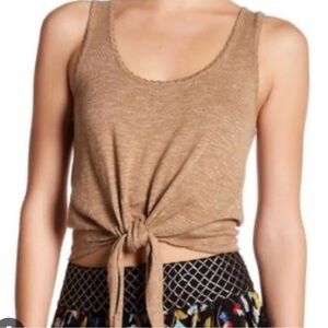 Alice + Olivia top